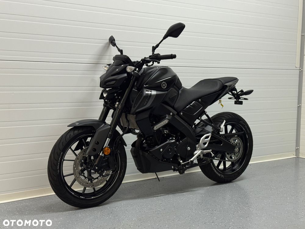 Yamaha MT - 8