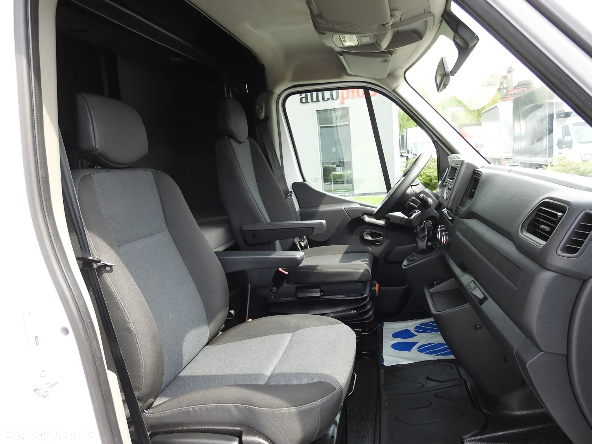 Renault MASTER PLANDEKA 10 PALET WEBASTO TEMPOMAT KLIMATYZACJA LEDY PNEUMATYKA 165KM [ 527917 ] - 32