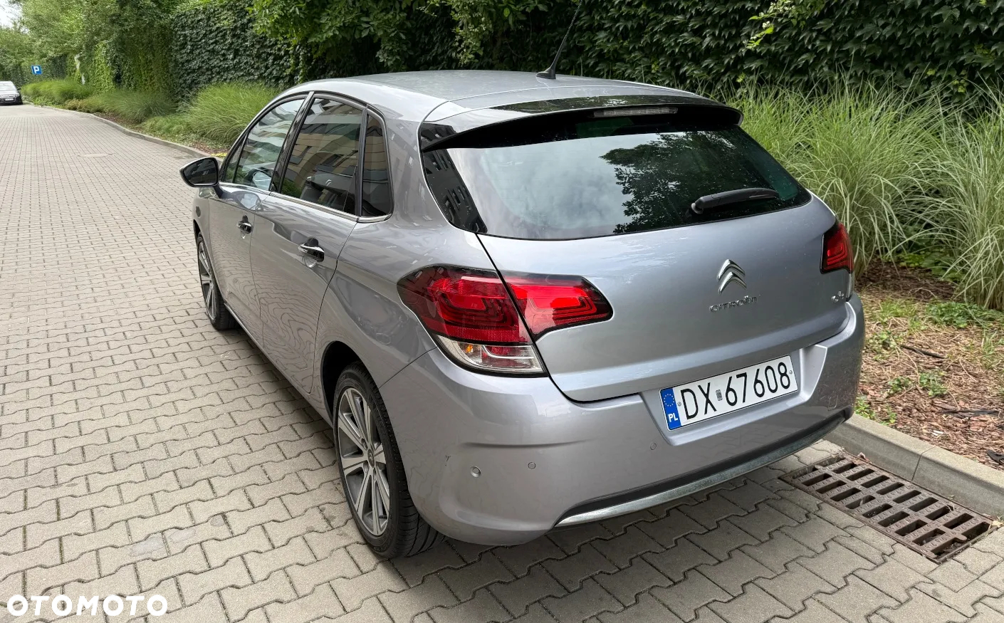 Citroën C4 PureTech 130 Stop&Start EAT8 SHINE - 3