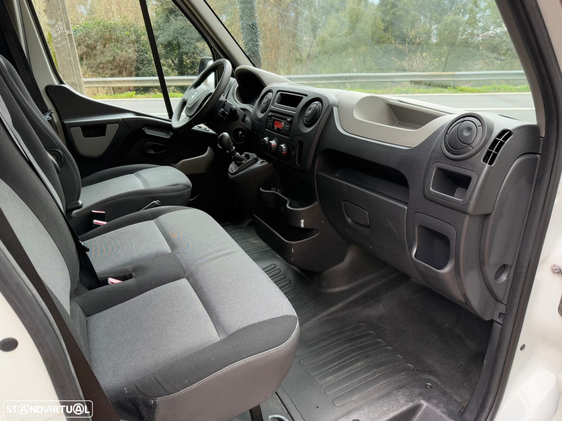 Renault Master 2.3 dCi L2 3.3T SS - 13