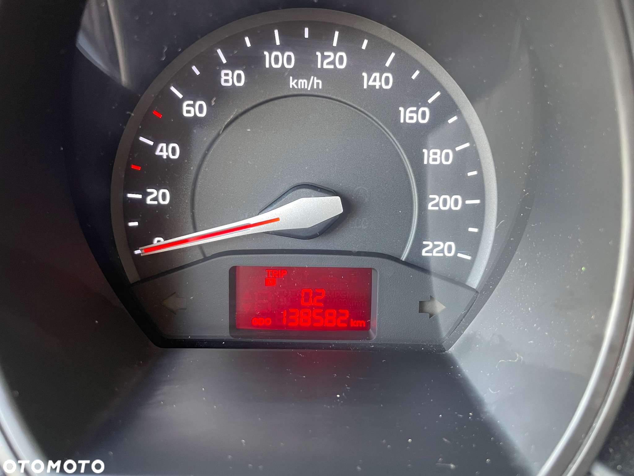 Kia Rio - 12
