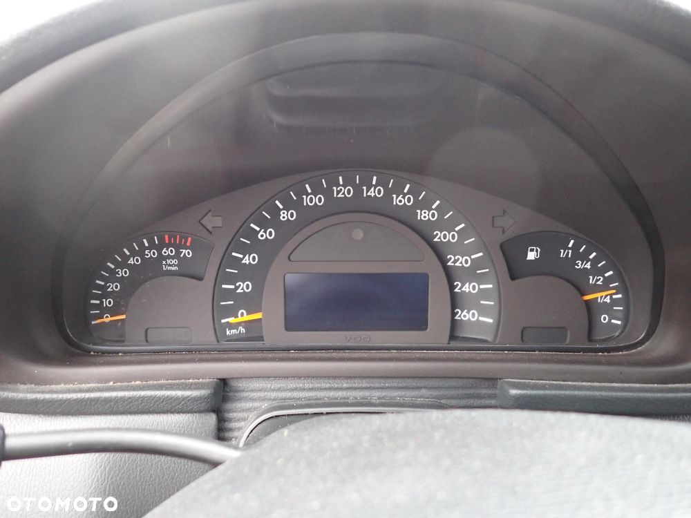 CZĘŚCI - Mercedes C-klasa W203 C180 2,0 16V 129KM M111.951 KOMBI 716633 lakier 197 2002r. INDEX - 9960 - 10