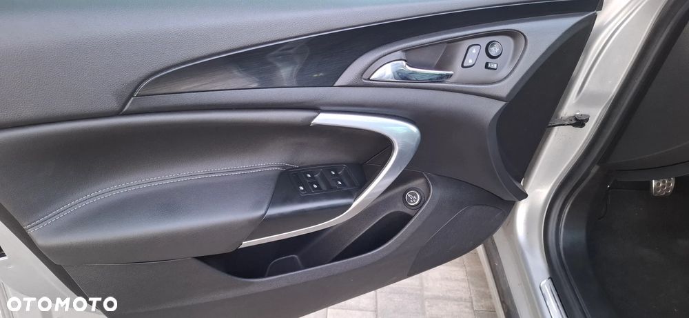 Opel Insignia 2.0 CDTI Cosmo ecoFLEX S&S - 17