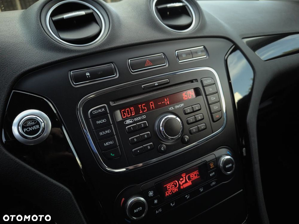 Ford Mondeo 2.0 TDCi Titanium S - 16