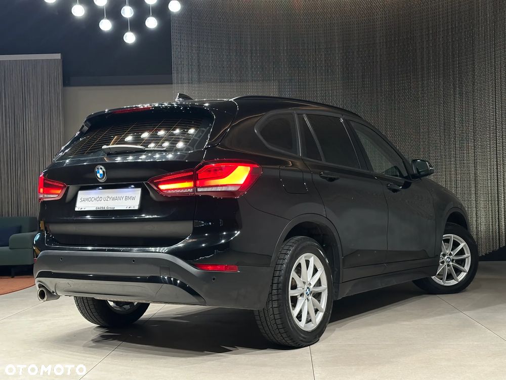 BMW X1 sDrive18i - 2