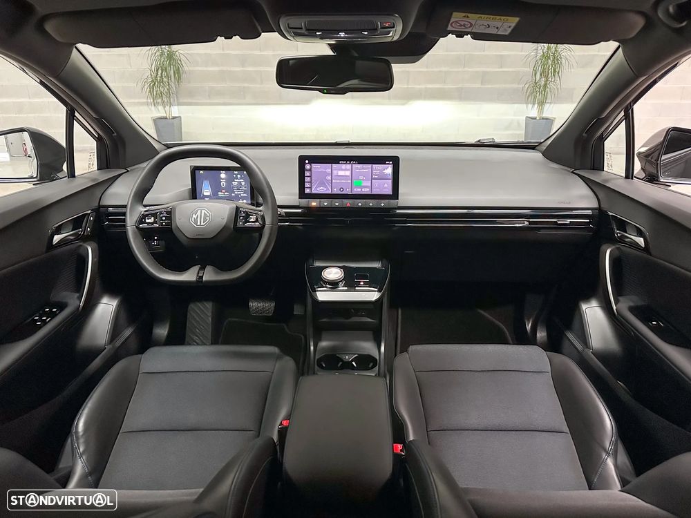 MG MG4 77 kWh Extended Range Luxury - 13