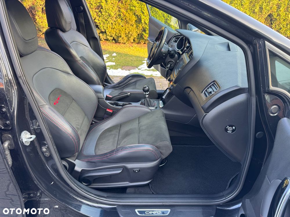 Kia Ceed 1.6 T-GDI GT-Challenge - 31