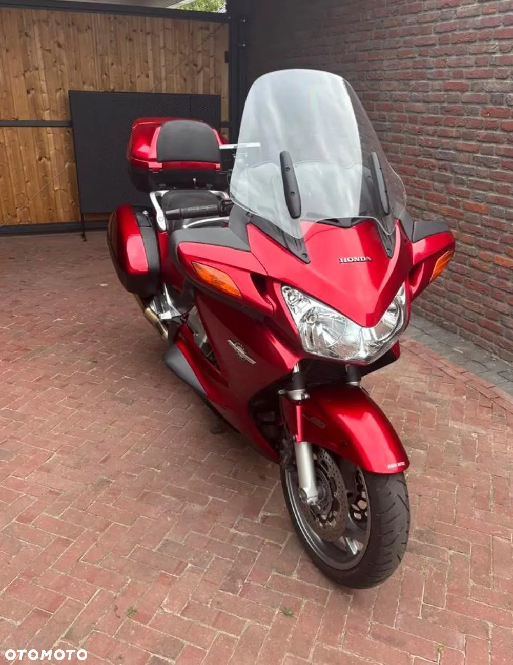 Honda ST - 3