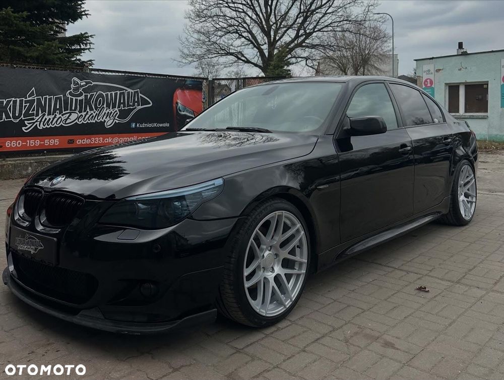 BMW Seria 5 525d - 7