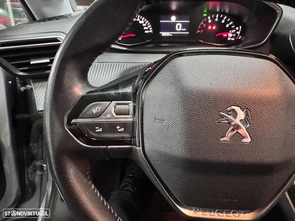 Peugeot 208 1.2 PureTech Active - 23