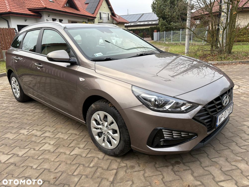 Hyundai i30 1.5 DPI Classic + - 3