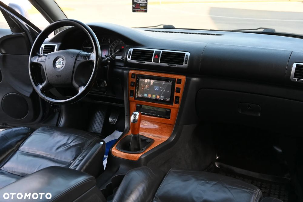 Skoda Superb 2.0 TDI DPF Prestige - 25