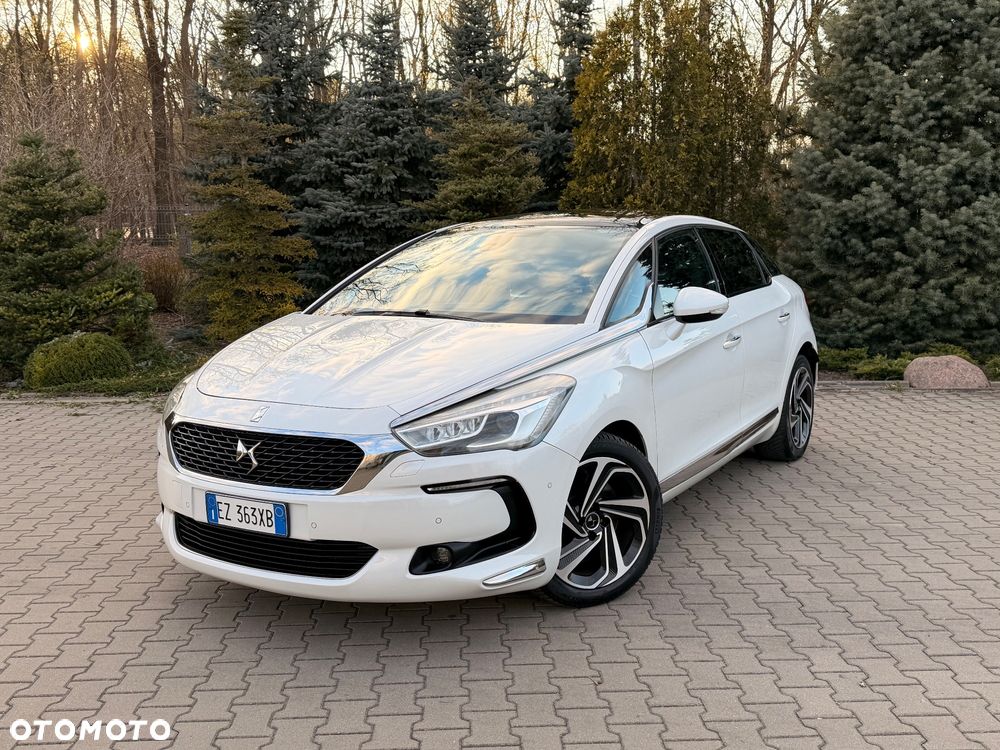 DS Automobiles DS 5 - 9