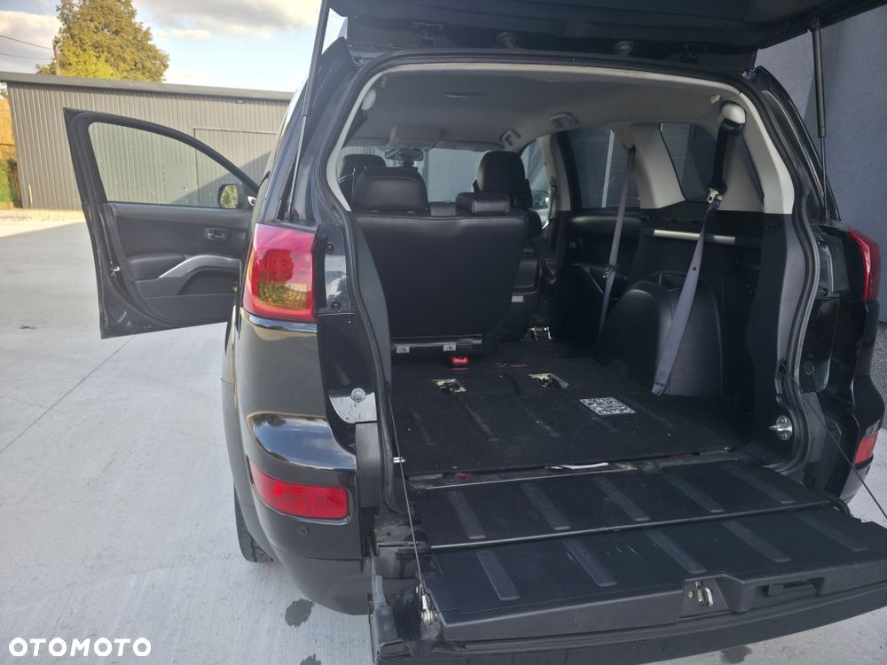 Peugeot 4007 - 4