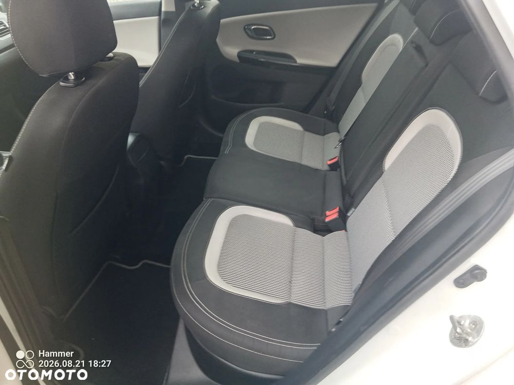Kia Ceed 1.6 CRDi 136 ISG Edition 7 - 27