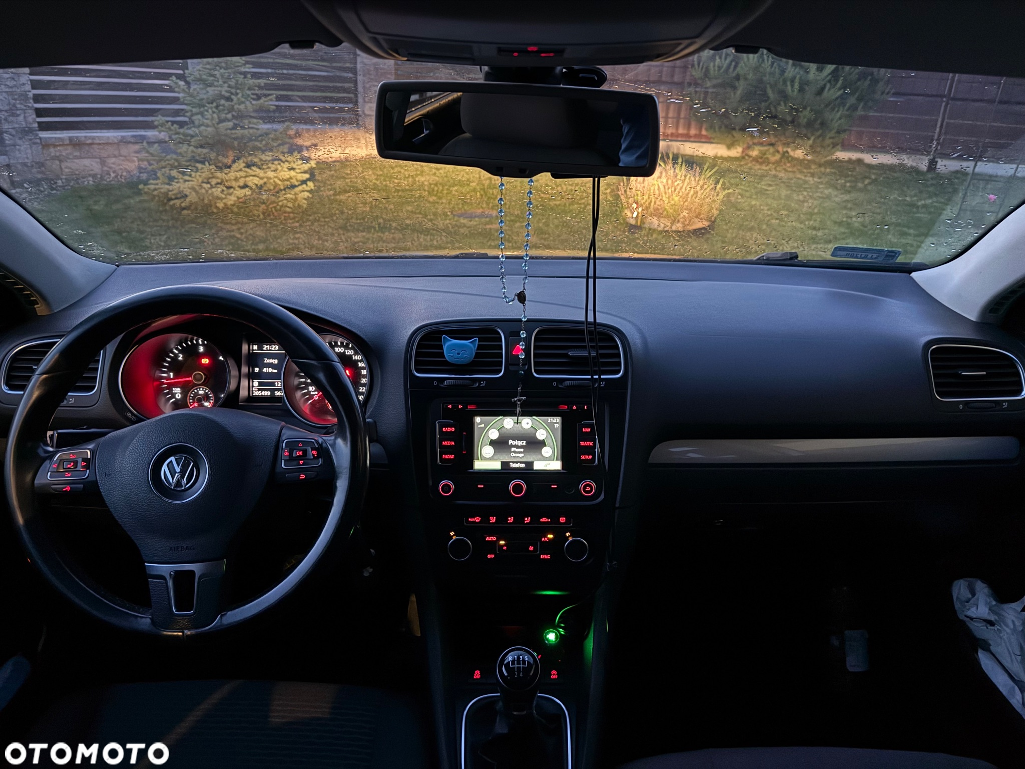 Volkswagen Golf VI 1.6 TDI BlueMot Comfortline - 18