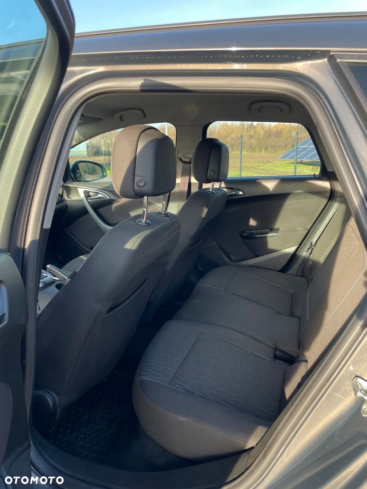 Opel Astra 1.7 CDTI - 9