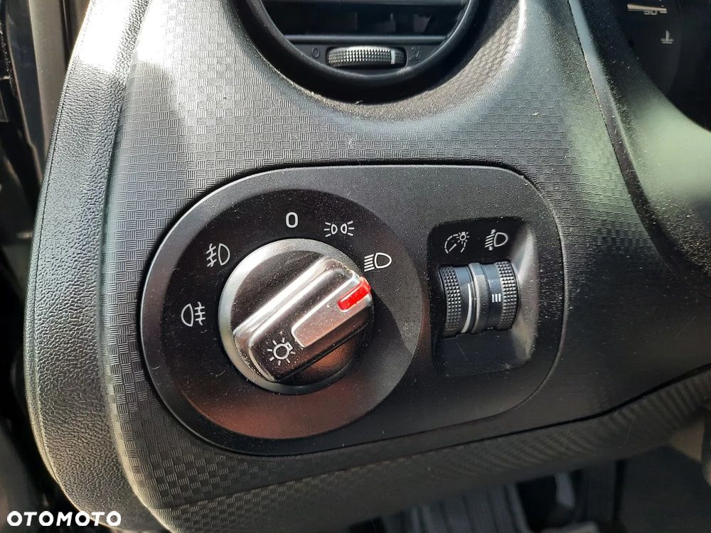 Seat Altea 1.6 TDI DPF CR Reference Copa - 23