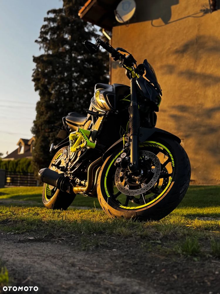 Yamaha MT - 3