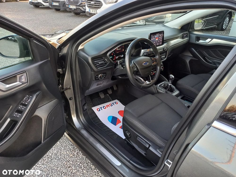 Ford Focus 1.5 EcoBlue STart-Stopp-System TITANIUM - 18