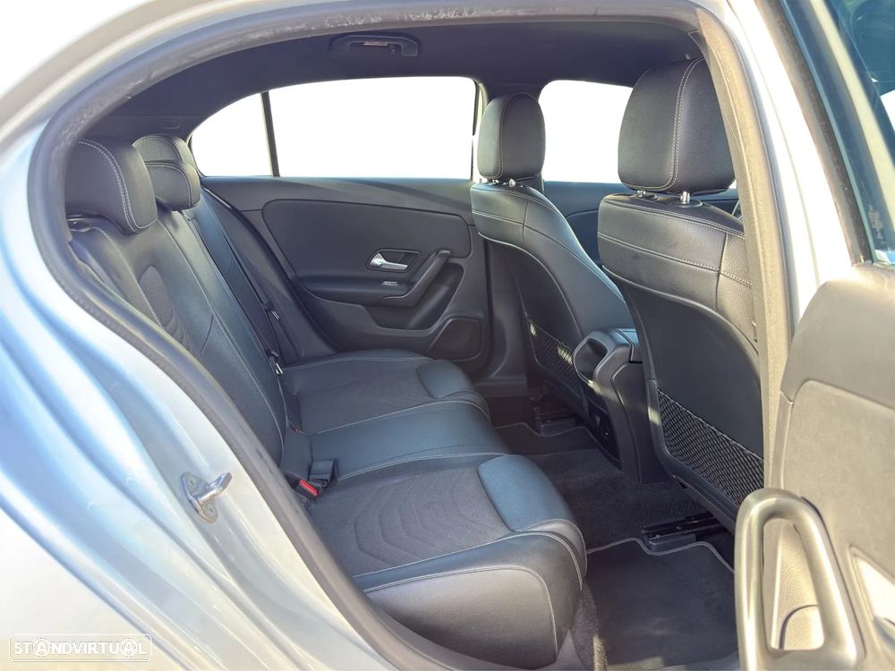 Mercedes-Benz A 250 e 8G-DCT - 17