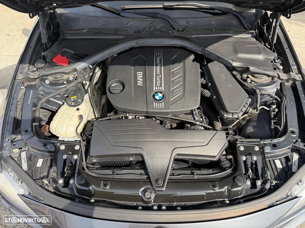 BMW 320 d Auto Pack M - 28