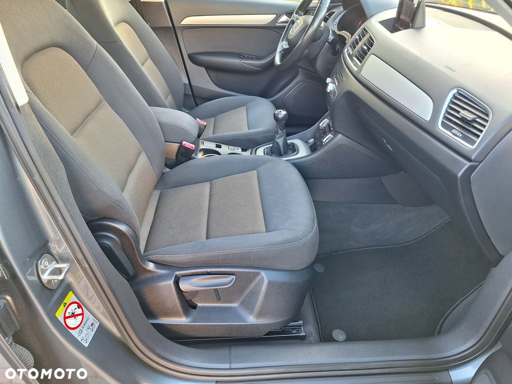 Audi Q3 - 18