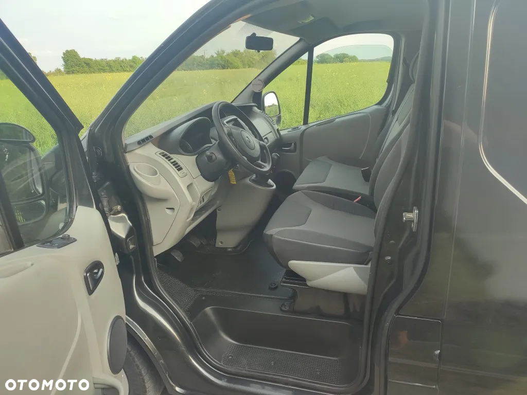Renault Trafic - 19