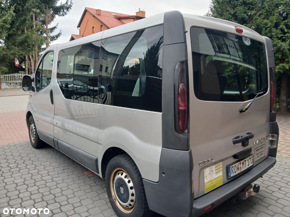 Opel Vivaro - 15
