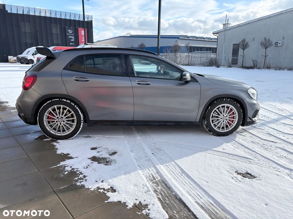 Mercedes-Benz GLA 45 AMG 4-Matic - 4