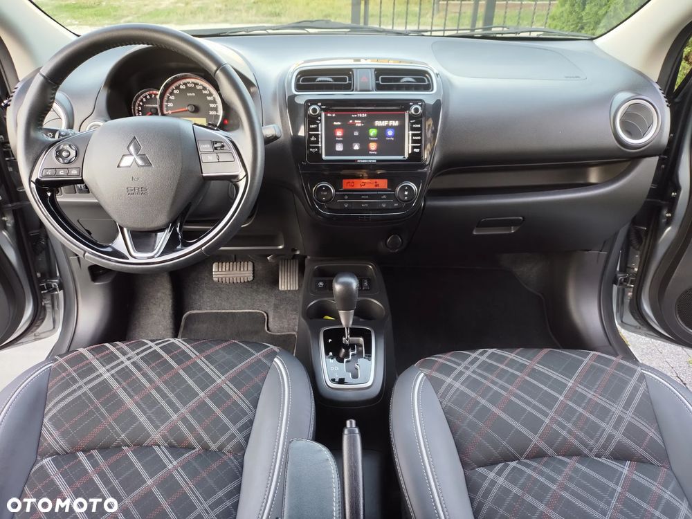 Mitsubishi Space Star 1.2 AS&G Invite CVT - 14