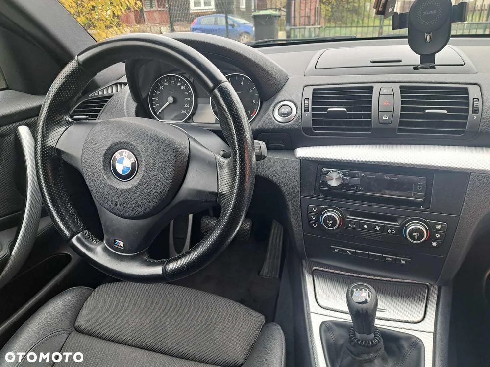 BMW Seria 1 118i - 19