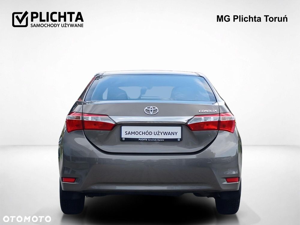 Toyota Corolla - 5