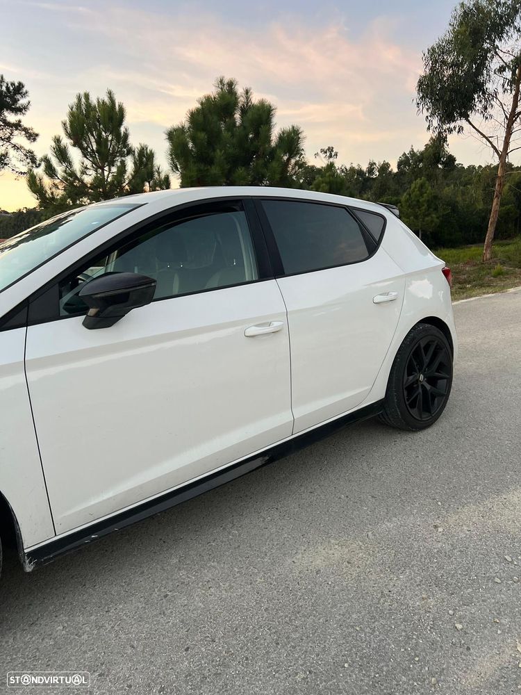 SEAT Leon 2.0 TDI DPF FR - 7