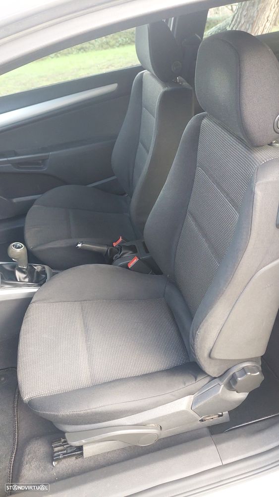 Opel Astra Coupe - 15