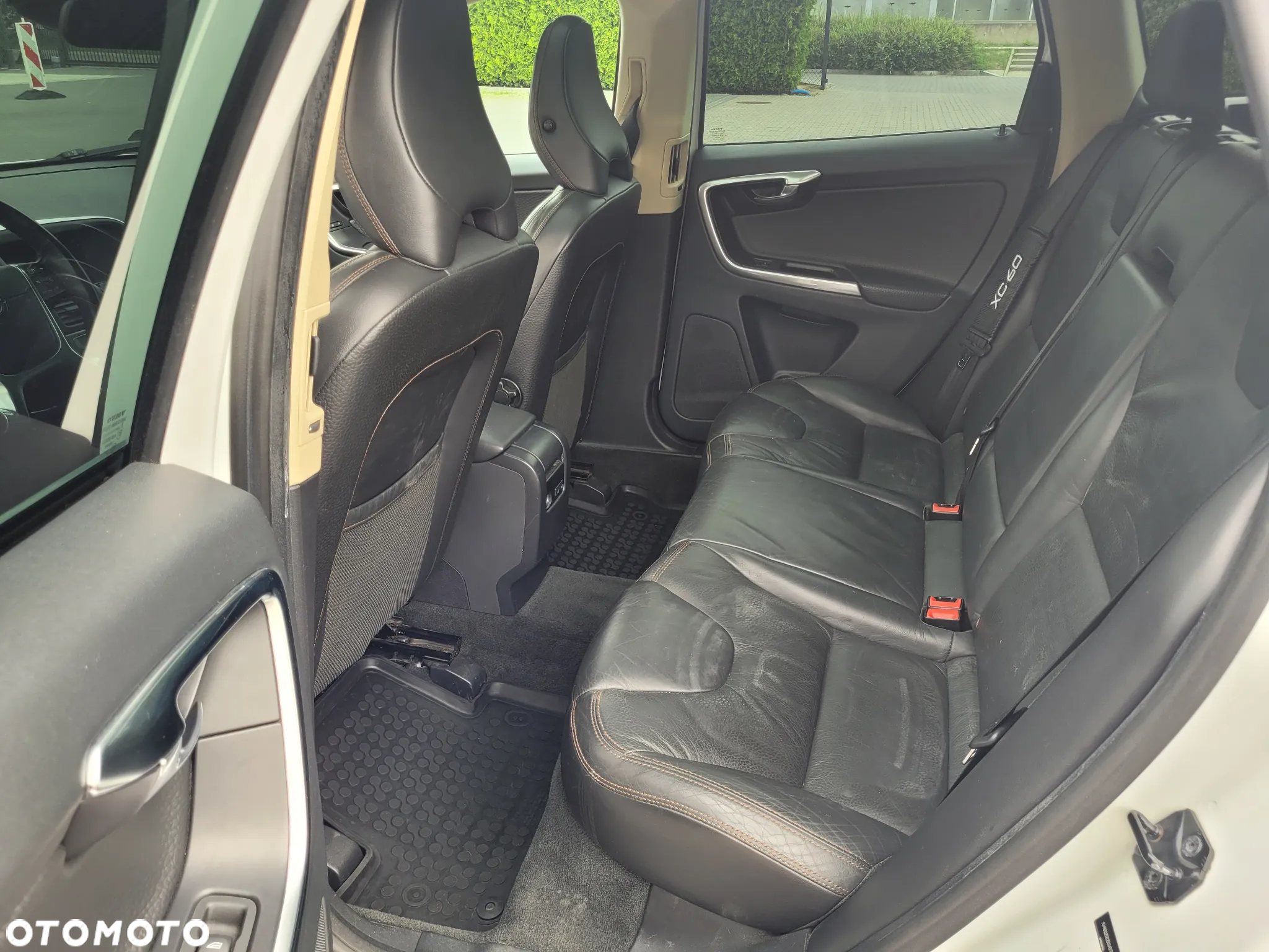 Volvo XC 60 T6 AWD Summum - 12