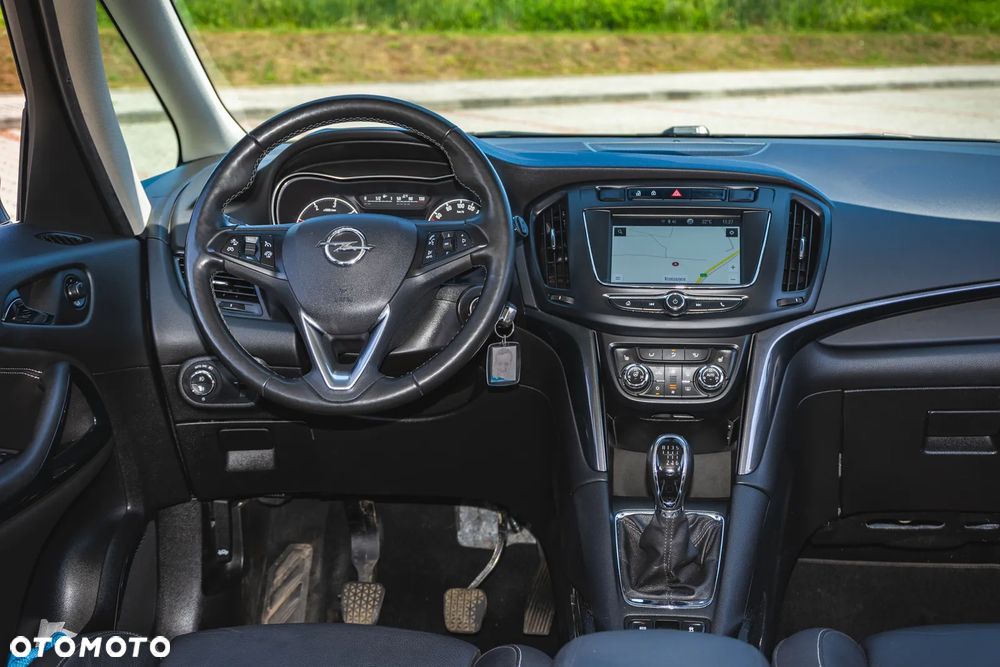 Opel Zafira Tourer 1.6 CDTI ecoFLEX Start/Stop Business Innovation - 9
