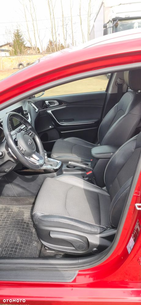 Kia Ceed 1.4 T-GDI L Business Line Plus DCT - 11