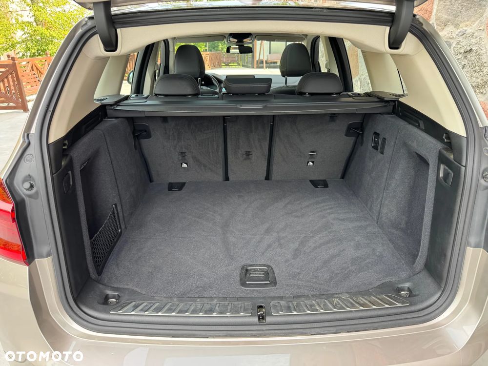 BMW iX3 80kWh Impressive - 29