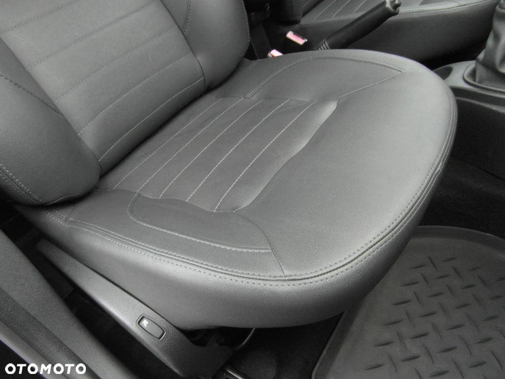 Dacia Duster 1.2 TCe Prestige S&S EU6 - 18