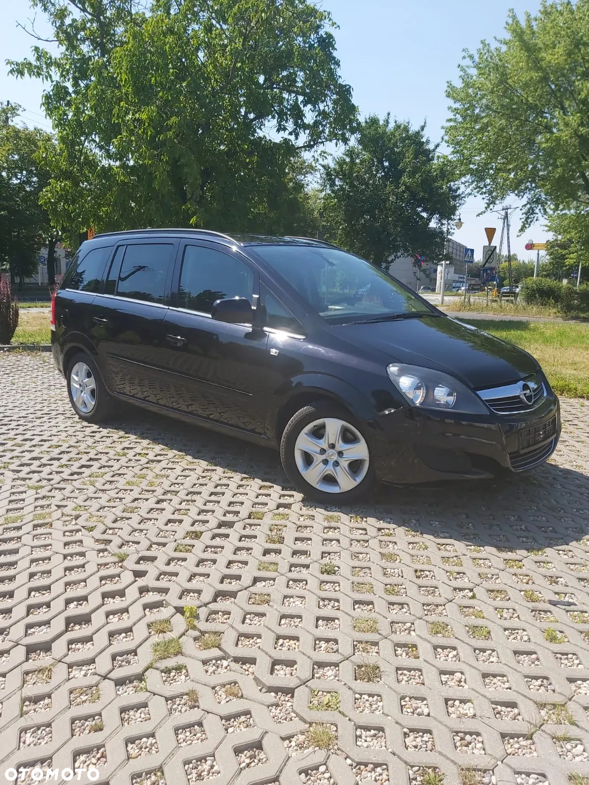 Opel Zafira 1.7 CDTI Cosmo - 24