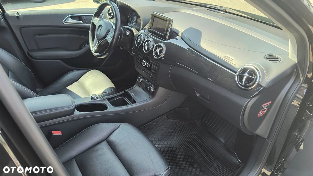 Mercedes-Benz Klasa B 180 CDI 7G-DCT - 16