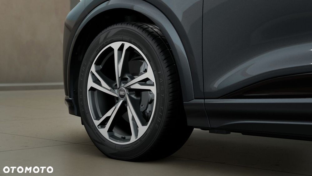 Audi Q6 e-tron - 5