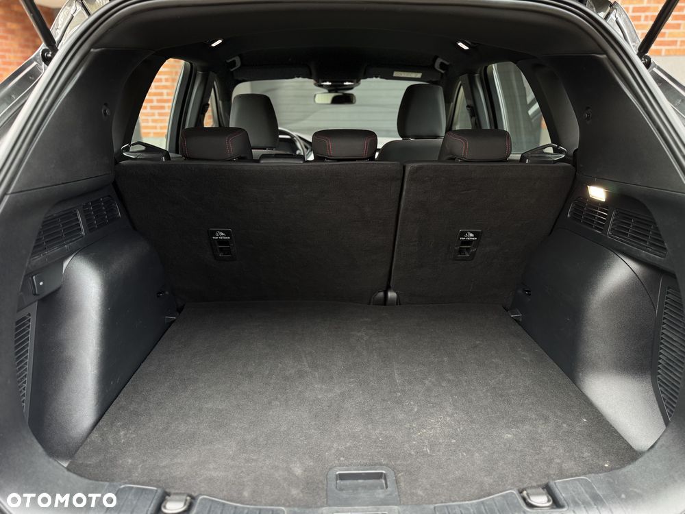 Ford Kuga - 28