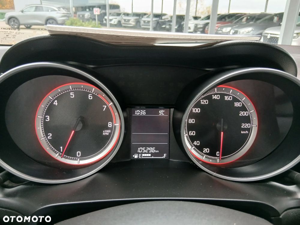 Suzuki Swift 1.2 Premium Plus - 11