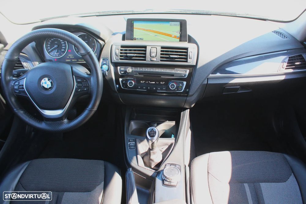 BMW 116 d EDynamics Line Urban - 38