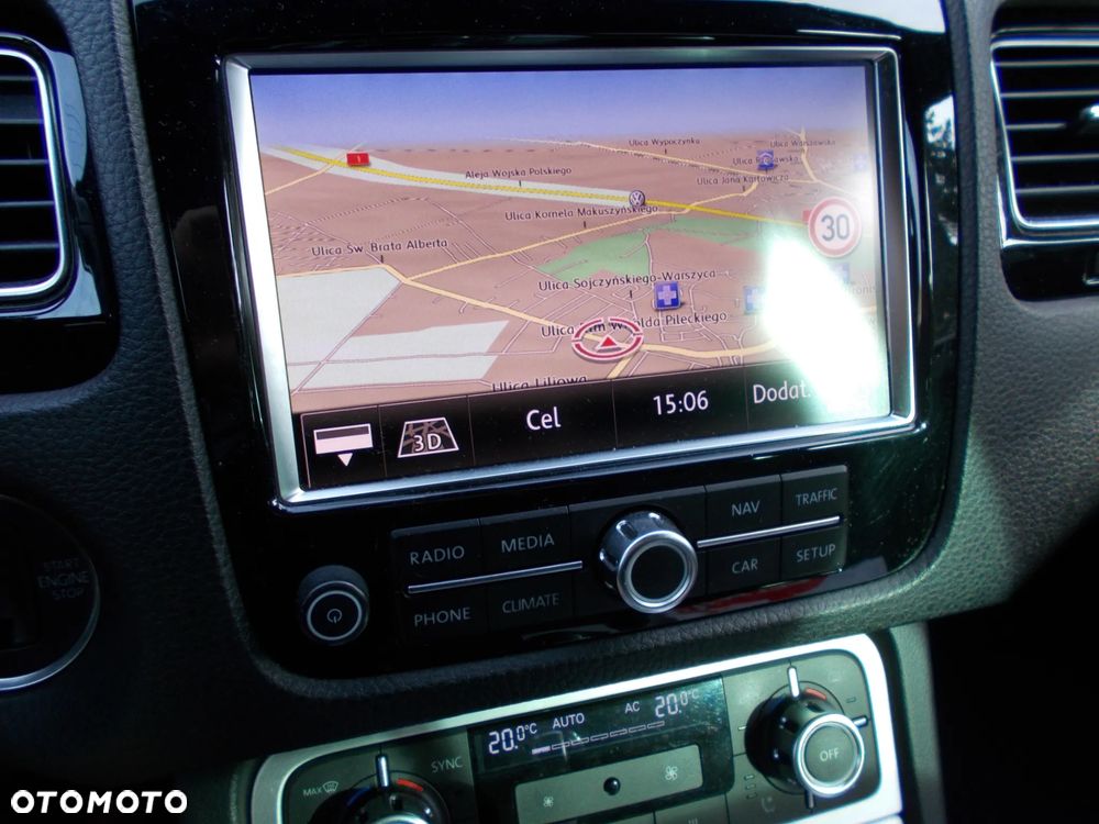 Volkswagen Touareg - 20
