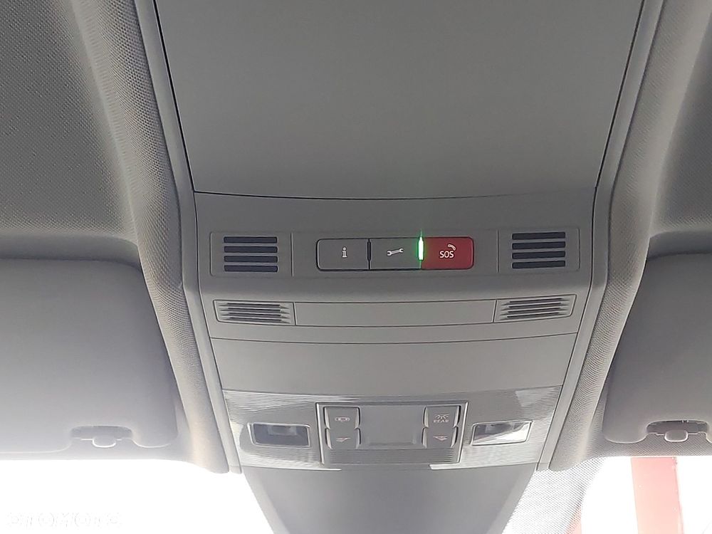 Volkswagen Tiguan - 35