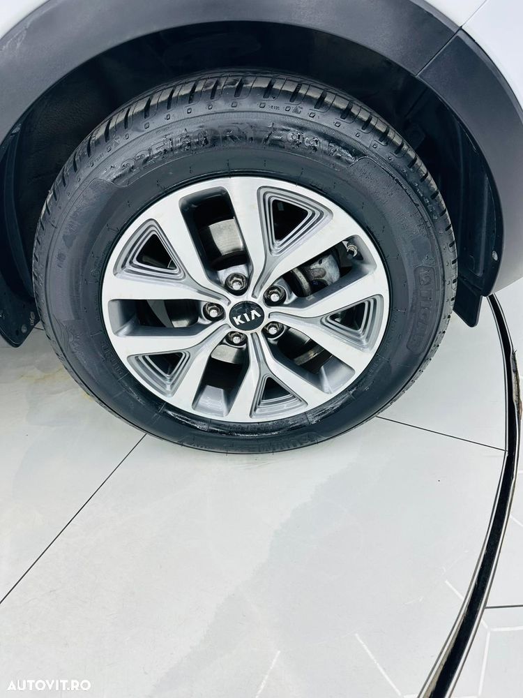 Kia Sportage 1.6 GDI 2WD ISG Edition 7 - 9