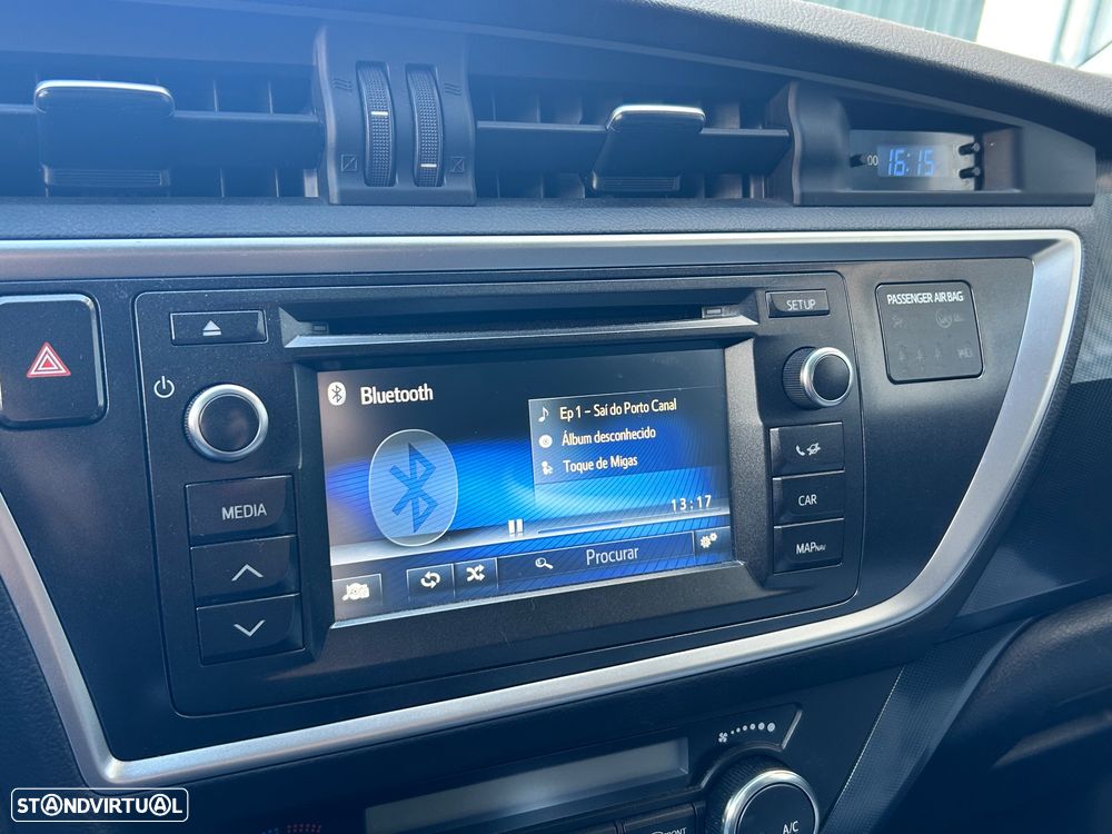 Toyota Auris Touring Sports 1.4 D-4D Com+P.Sport +Navi - 9